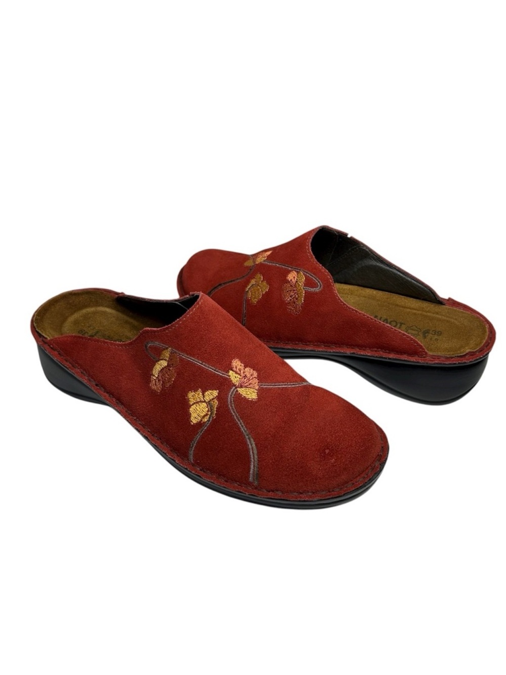 Naot Red Embroidered Suede Slip On Versatile Boho Wedge Mules Clogs 39/8‎